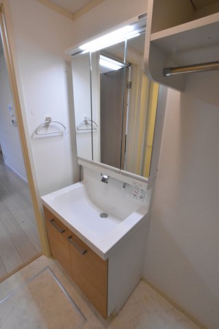 洗面設備　別号室の画像です。ご参考下さい