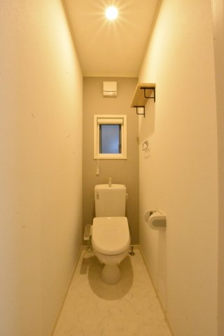 トイレ　別号室の画像です。ご参考下さい