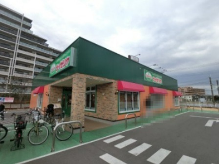 飲食店　サイゼリア（飲食店）まで1565m