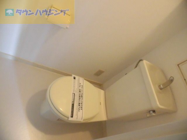 トイレ　清潔感のあるトイレです