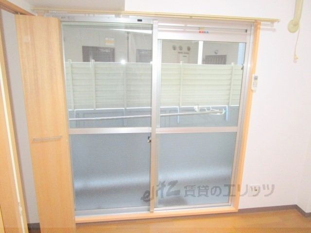 その他共有部分　窓