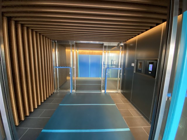 エントランス