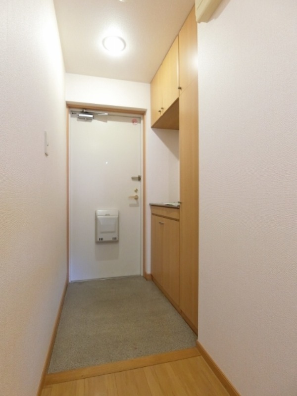 玄関　図面と現状に相違がある場合には現状を優先