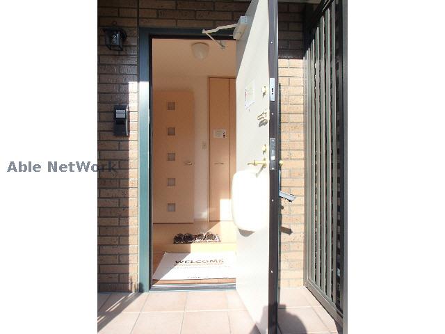 玄関　※同物件別部屋