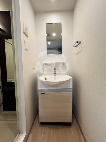 洗面設備　エスリード京橋　洗面所