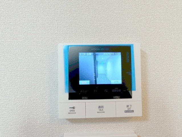セキュリティ　★お顔も確認できるTVモニタ付きインターホン★