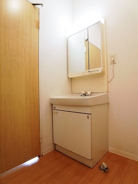 洗面設備　☆同建物別のお部屋の写真☆