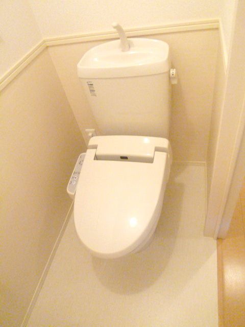 トイレ　※写真は同タイプ内観のイメージです