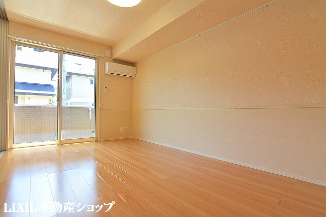 居室・リビング　１０．５帖のＬＤＫです。