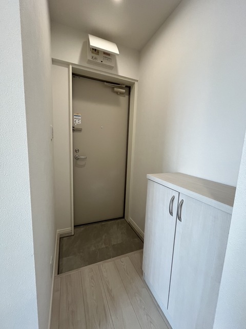 玄関　同施工会社参考写真です