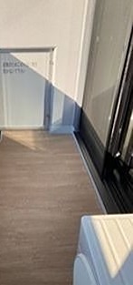 バルコニー　※同仕様写真