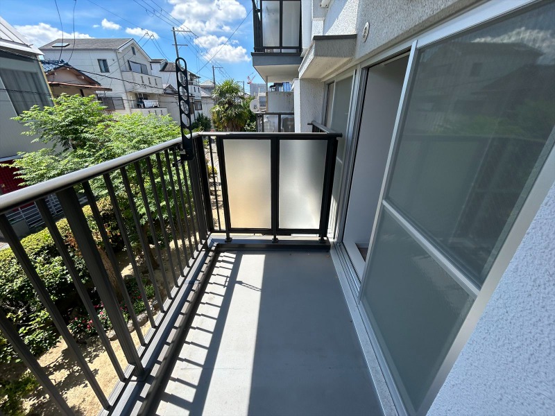 バルコニー　南向きなので日当たり良好です