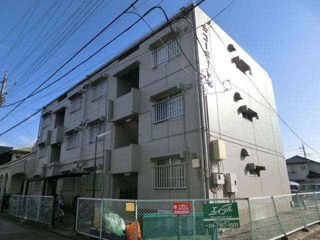 建物外観　南向き・閑静な住宅街