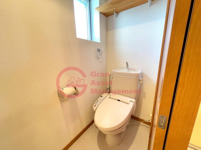 トイレ　コンパクトで使いやすいトイレです