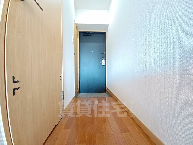 玄関　反転タイプ