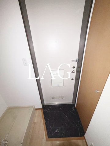 玄関　玄関です。