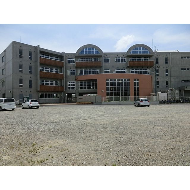 小学校　龍ケ崎市立馴柴小学校（小学校）まで1700m