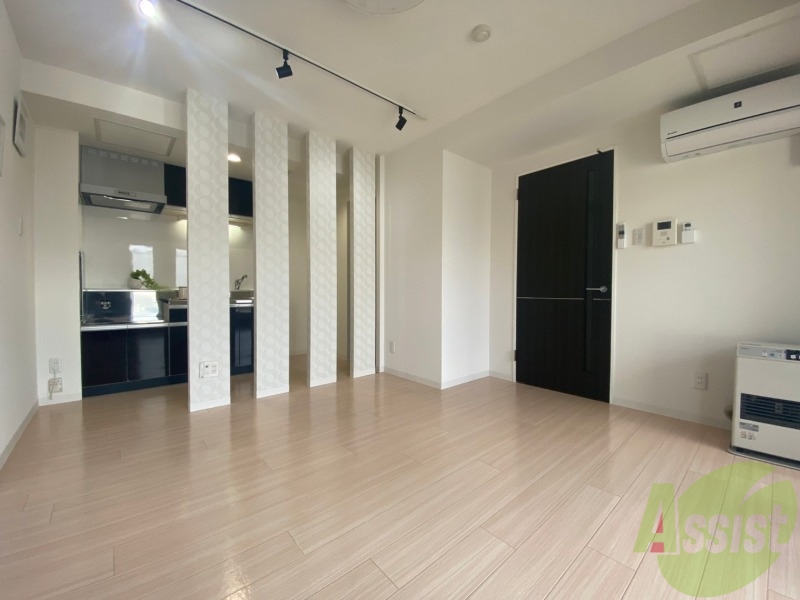 居室・リビング　広くてキレイなお部屋が広がっていて、充実した生活が送れそう。