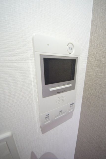 セキュリティ　★安心のモニター付きインターホンです★