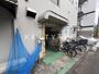 エントランス　建物の内部です