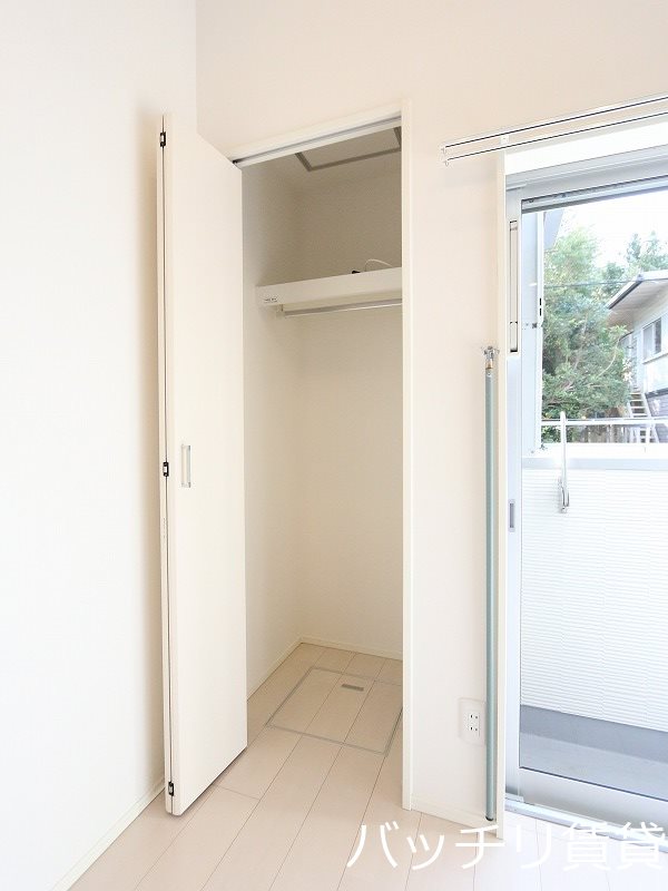 収納　同型タイプの為、現状を優先致します。