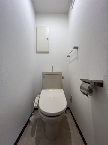 トイレ　シャワー付きトイレ