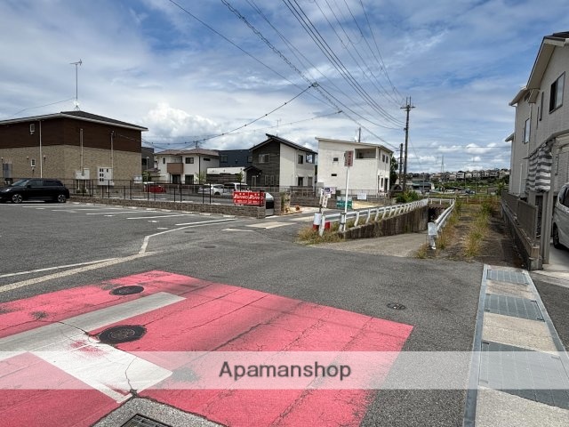 その他　ローソン　王寺本町二丁目店（その他）まで240m