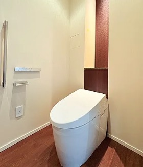 トイレ　別部屋参考写真