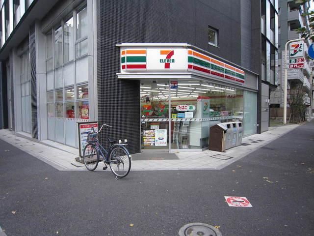 コンビニ　セブンイレブン（コンビニ）まで220m