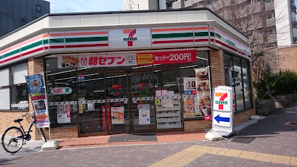コンビニ　セブンイレブン 名古屋東桜1丁目店（コンビニ）まで152m