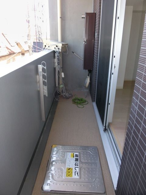 バルコニー　広めのバルコニー