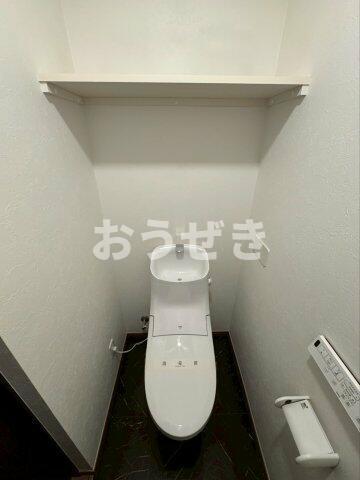 トイレ　?