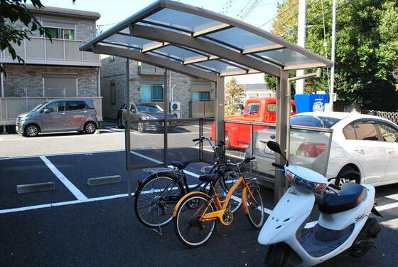 駐車場　駐輪場