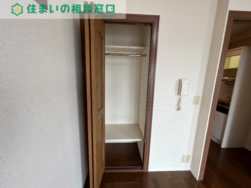 収納　同型