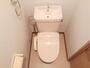 トイレ　落ち着いたトイレです