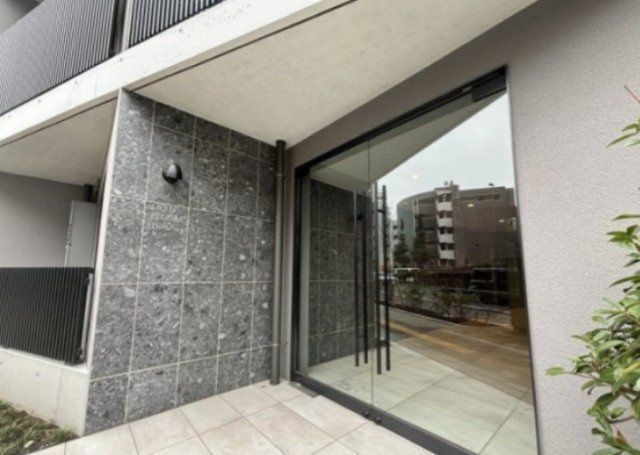 エントランス　建物の内部です