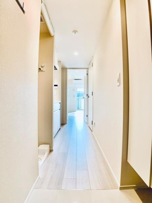 その他部屋・スペース　★玄関から居室の窓にまっすぐにつながる廊下で風通しが良いです