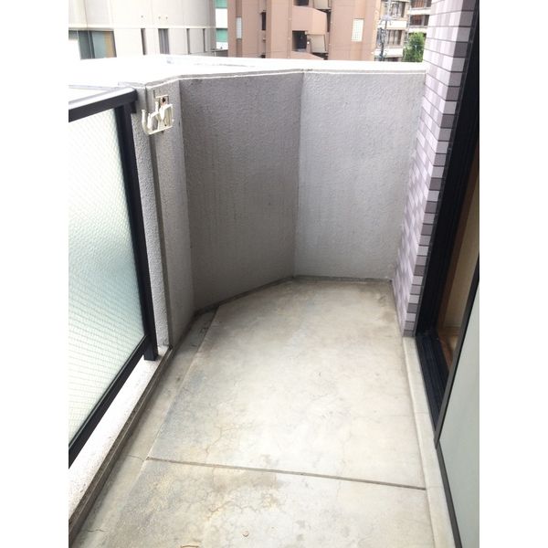 バルコニー　※同建物内別室の参考写真です、内装が異なる場合がございます