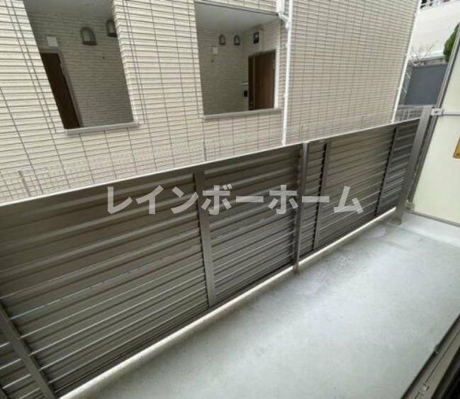 バルコニー　広々としたバルコニーです