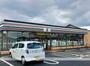 コンビニ　セブンイレブン（コンビニ）まで385m
