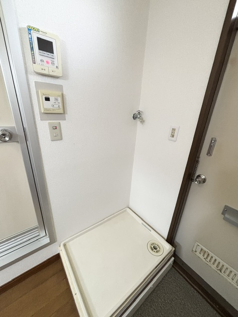 洗面設備　室内洗濯機置き場