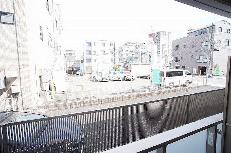 眺望　前面は駐車場になっています☆