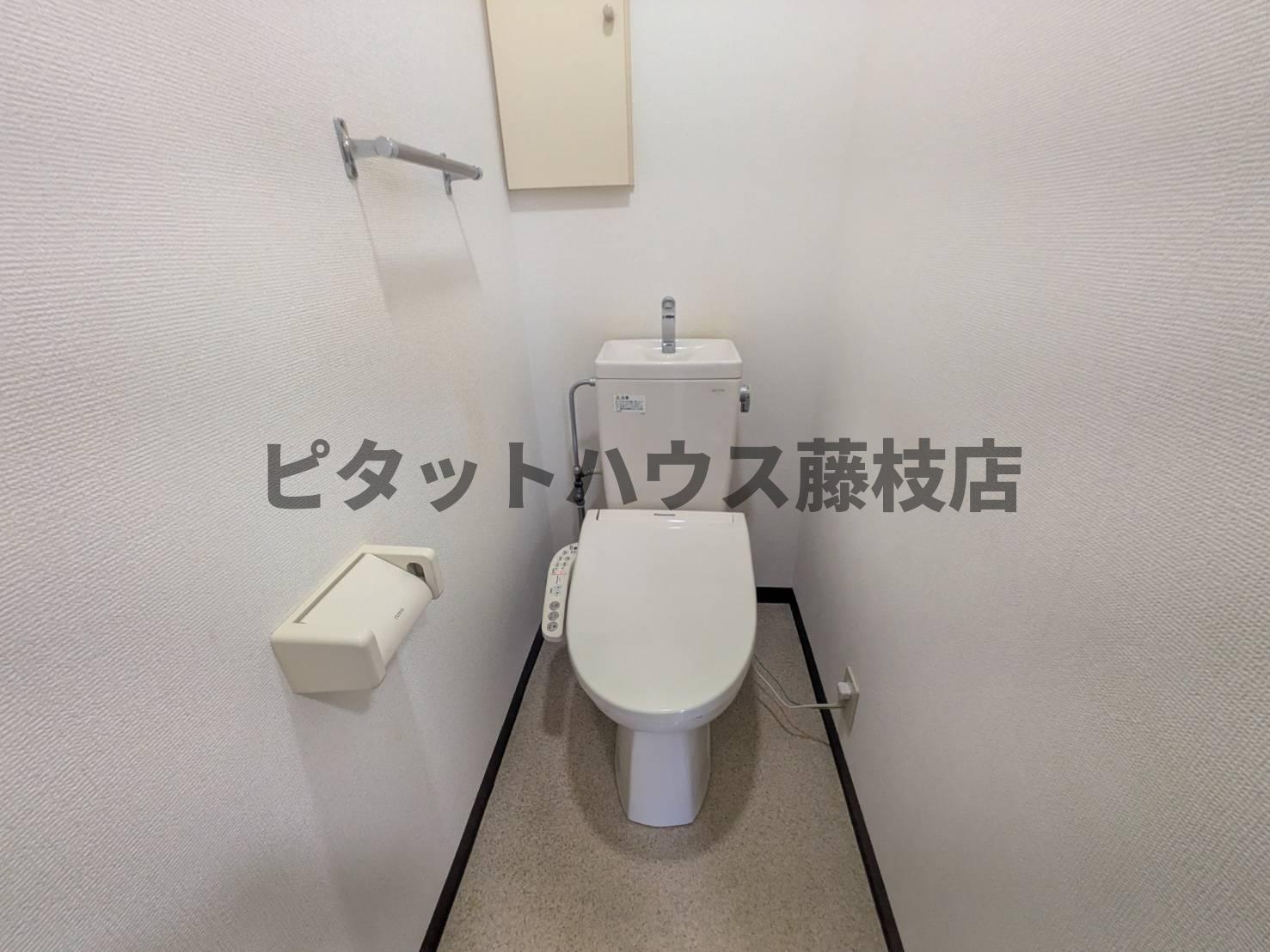 ＪＲ東海道本線 藤枝駅 徒歩21分 3階建 築26年のトイレ写真