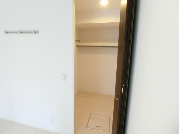 収納　写真は同一物件の別部屋写真でイメージです