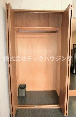 収納　反転タイプ 同仕様写真となります。