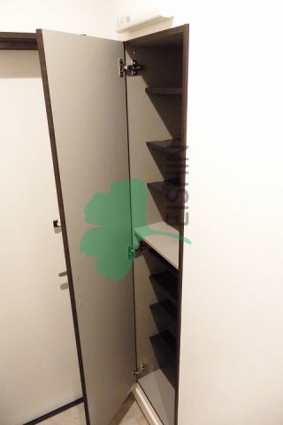 玄関　下駄箱もしっかりついてます！