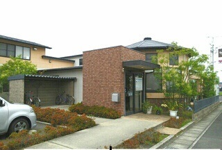 病院　亀井内科・呼吸器科医院様（病院）まで300m