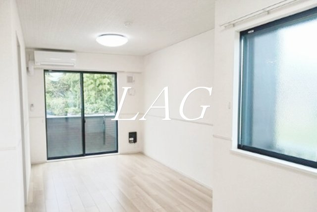 居室・リビング　洋室のお部屋です。（同仕様です。）
