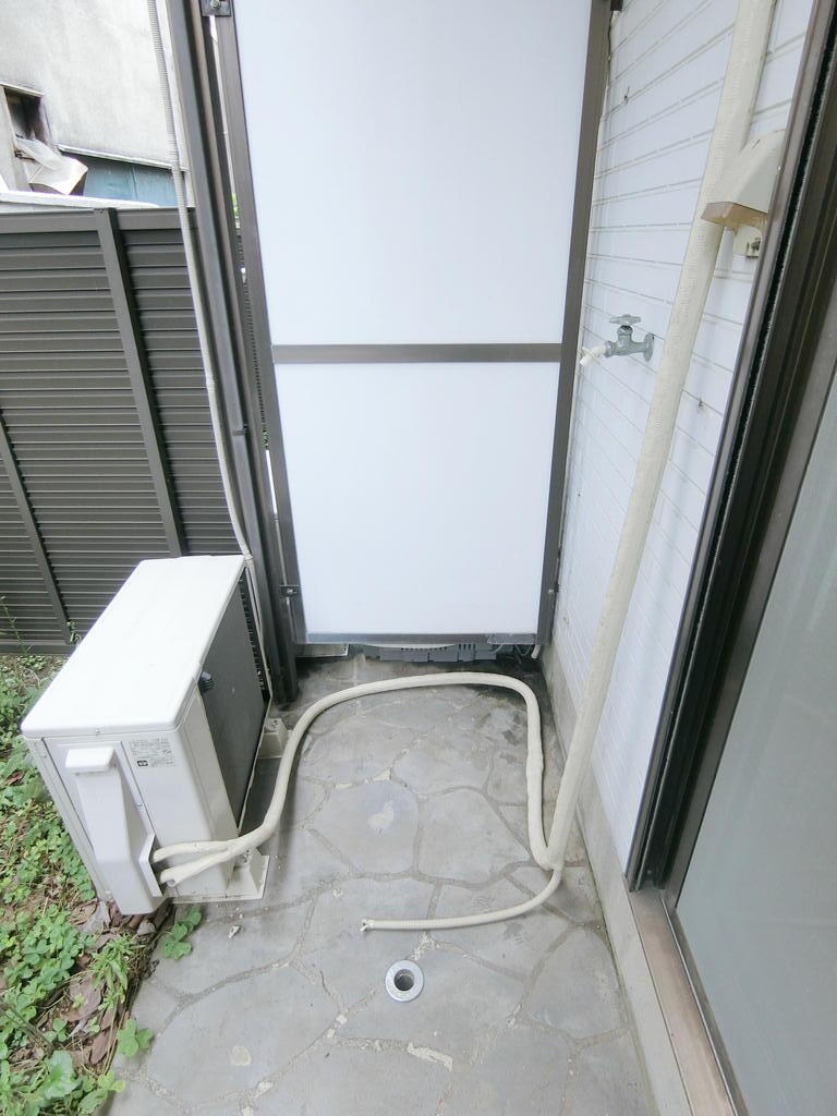 洗面設備　洗濯機置場