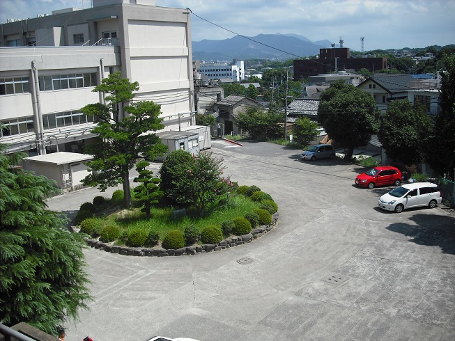 高校・高専　福岡県立東筑高等学校（高校・高専）まで496m